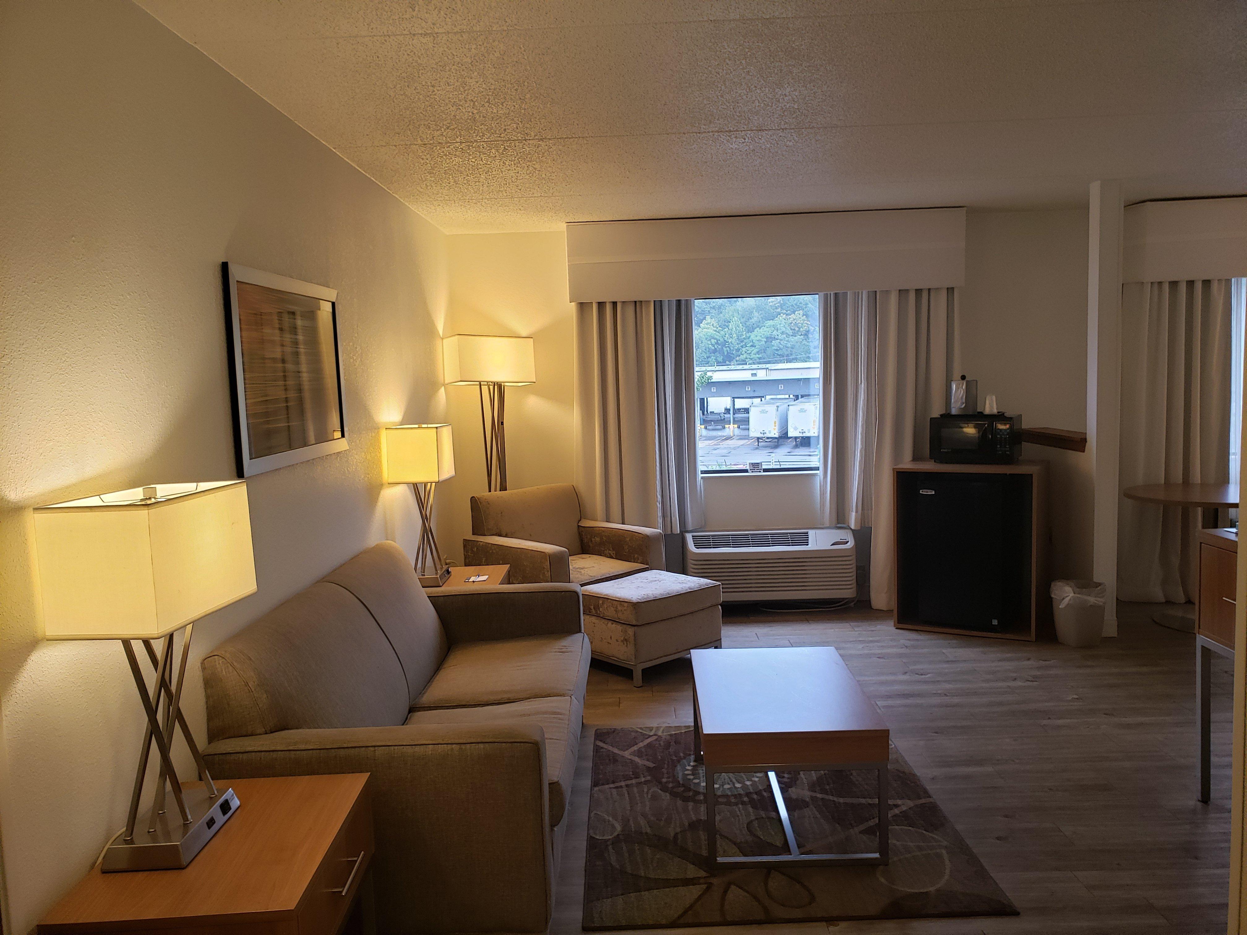 Holiday Inn Express Hotel Pittsburgh-North/Harmarville By Ihg Exterior foto