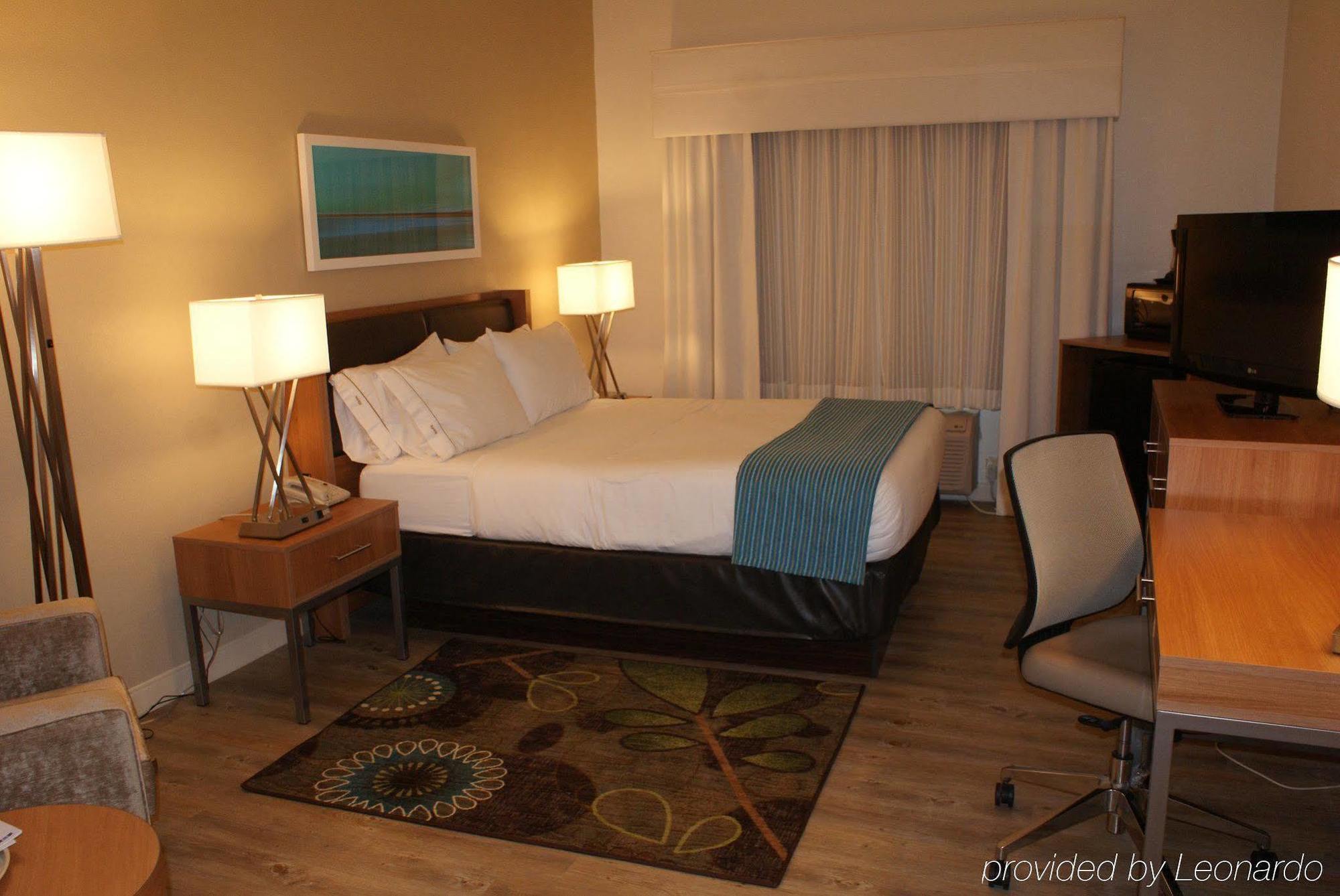 Holiday Inn Express Hotel Pittsburgh-North/Harmarville By Ihg Exterior foto